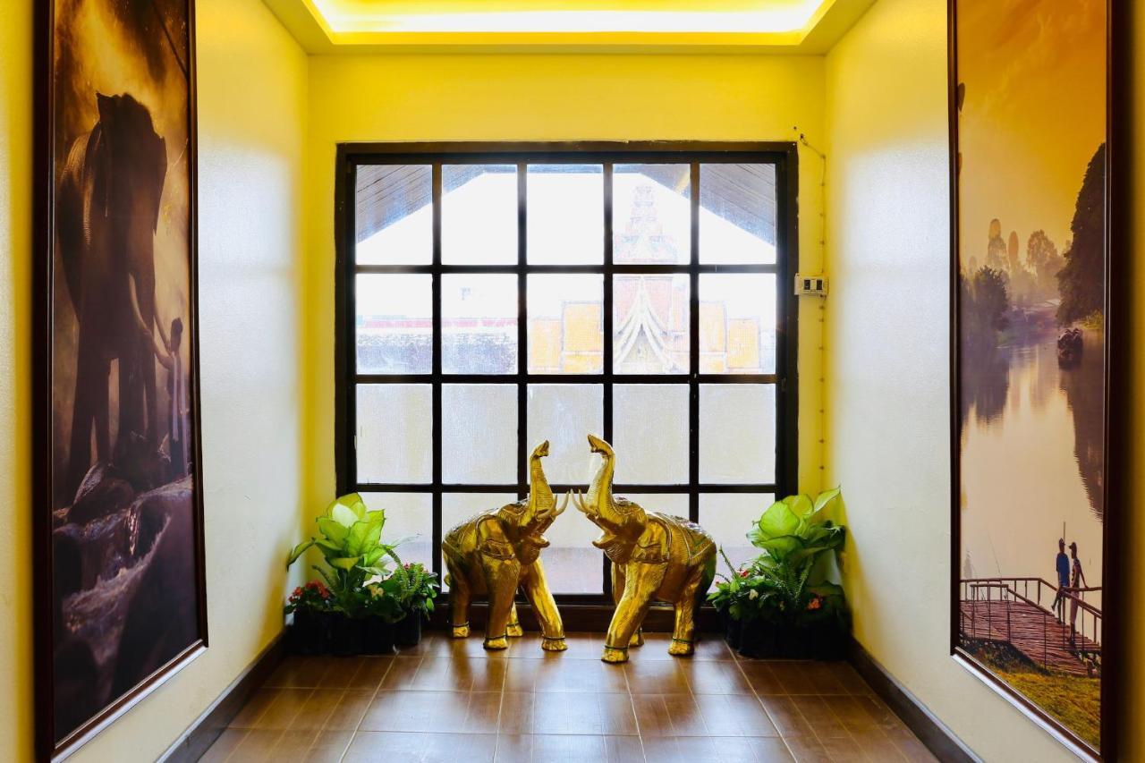 Thapaeplacehotel Chiang Mai Extérieur photo