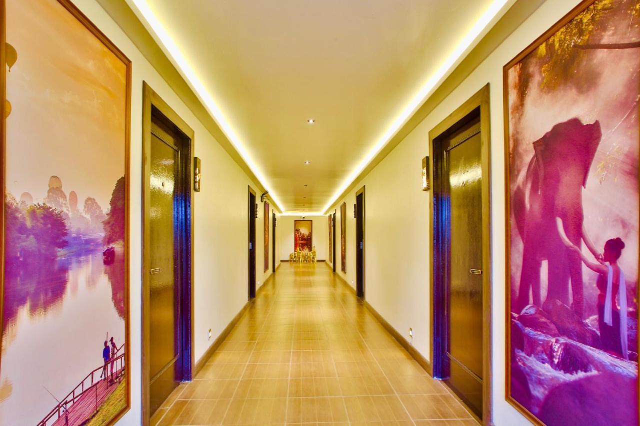 Thapaeplacehotel Chiang Mai Extérieur photo